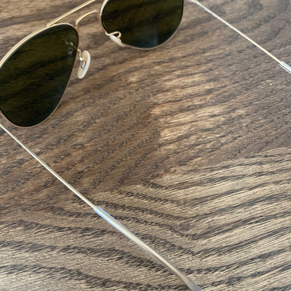 Ray-Ban Sunglasses - Picture 2 of 7